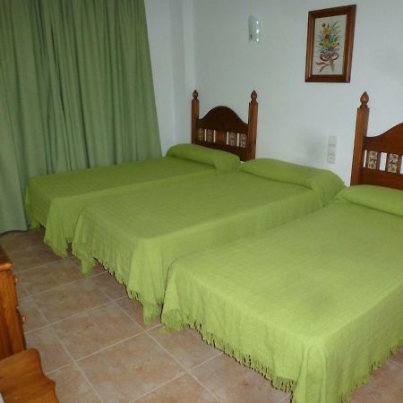 Hostal Cortes Garrucha Exterior photo