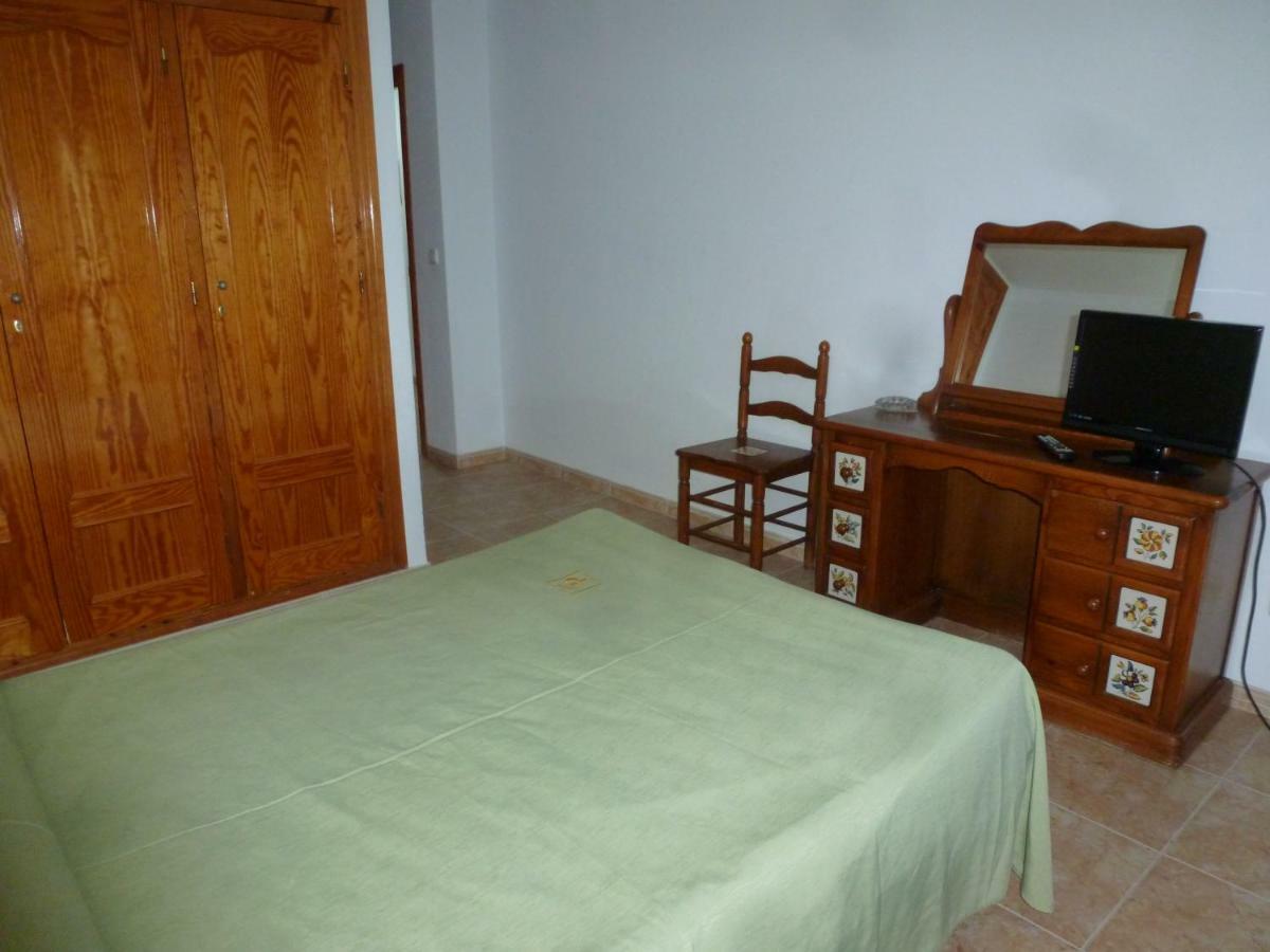 Hostal Cortes Garrucha Exterior photo
