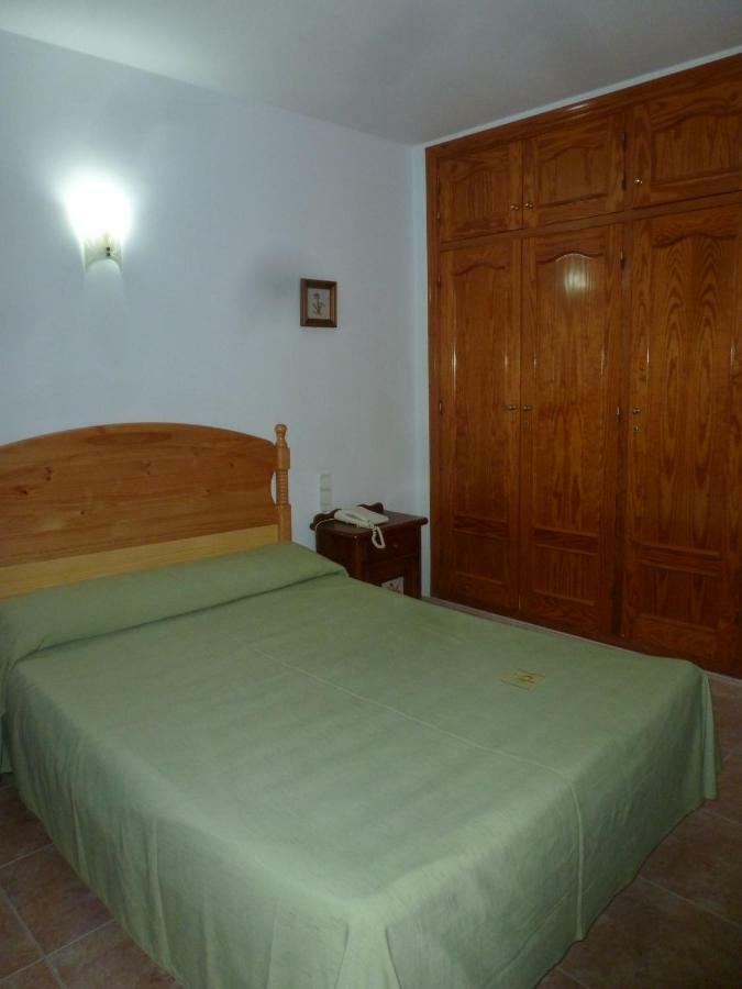 Hostal Cortes Garrucha Exterior photo